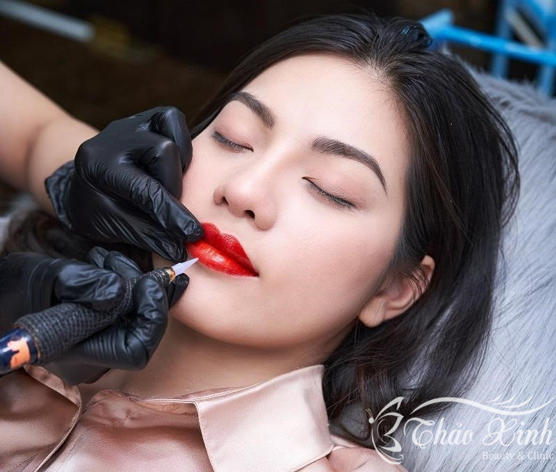 Phun môi ombre giải pháp làm đẹp an toàn và thời thượng - Hottrend 2023 31 Phun môi ombre