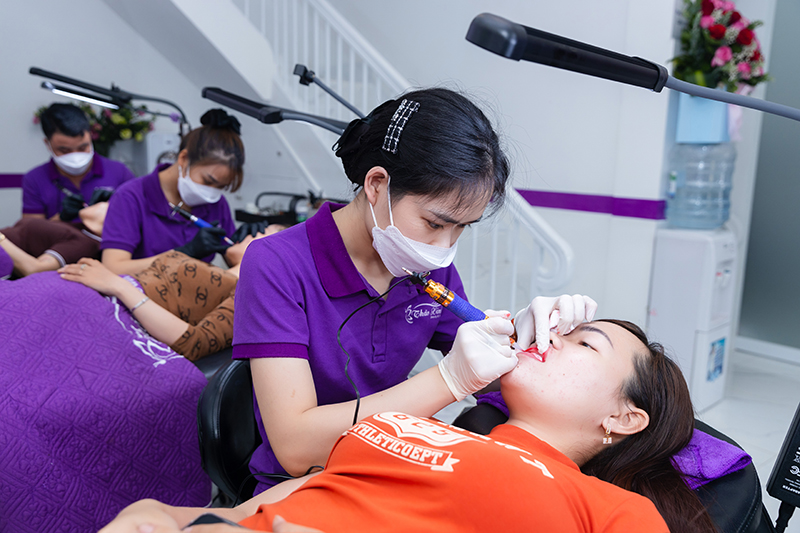 cách trị thâm môi